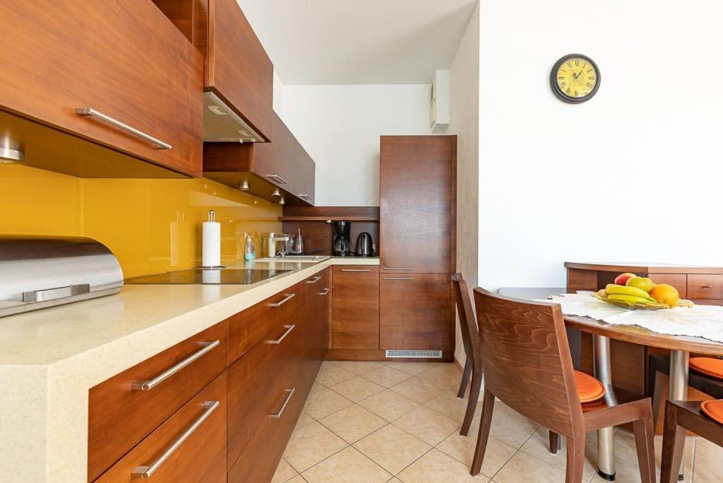 Apartment In The Heart Of Gdansk Exterior foto